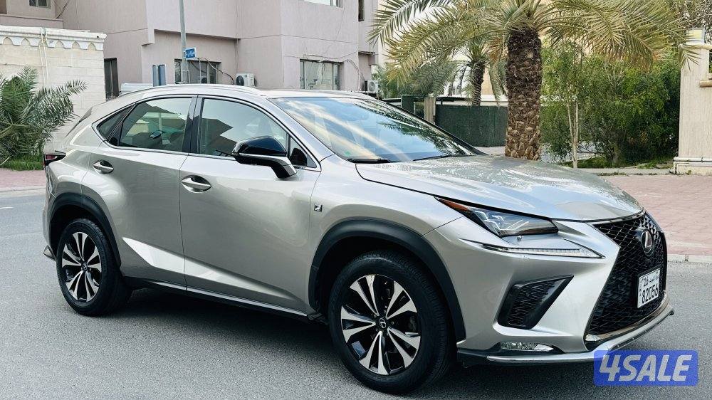 للبيع لكزس NX300F2