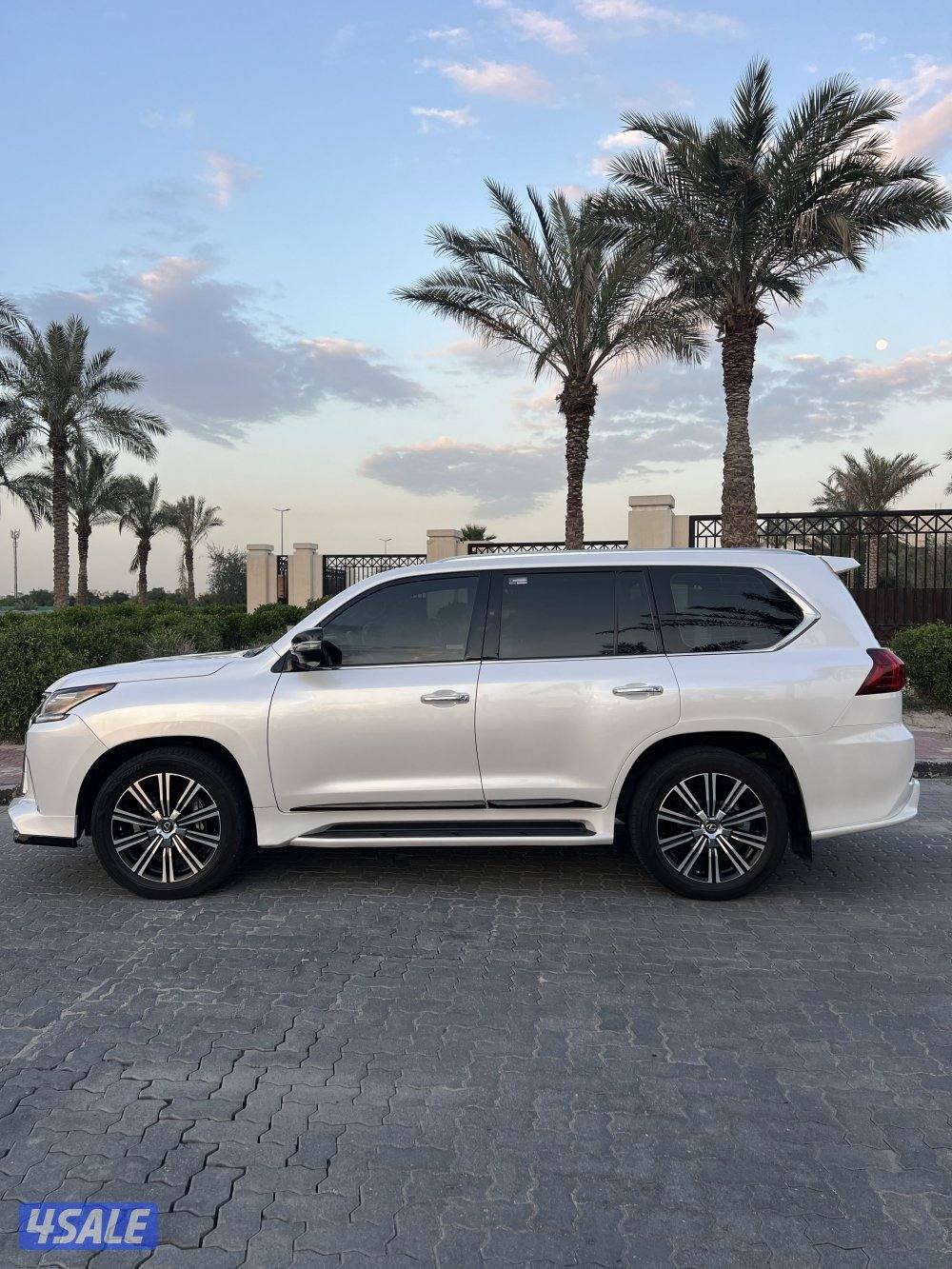 لكزس 570 بحالة نادرة1