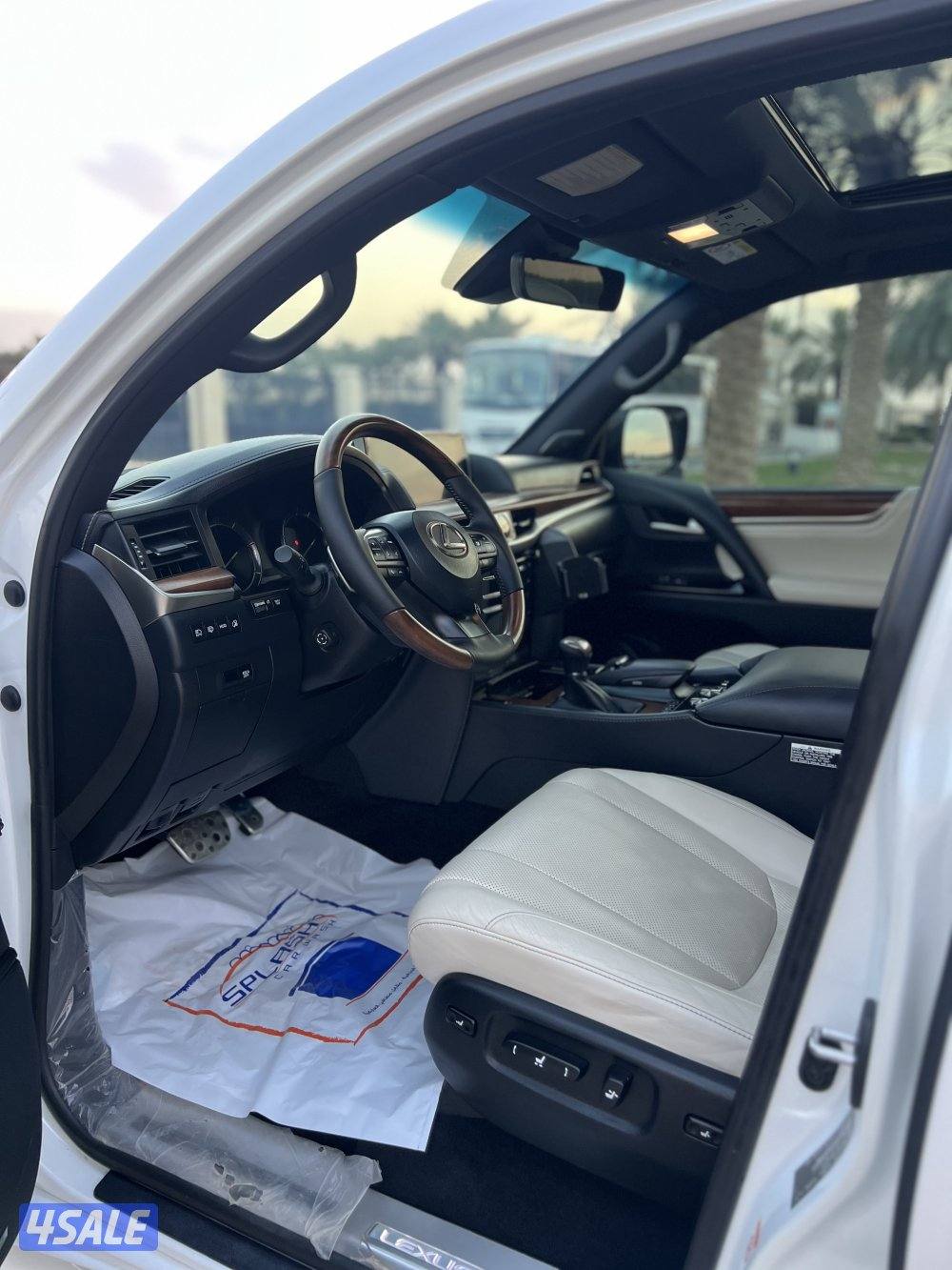 لكزس 570 بحالة نادرة9