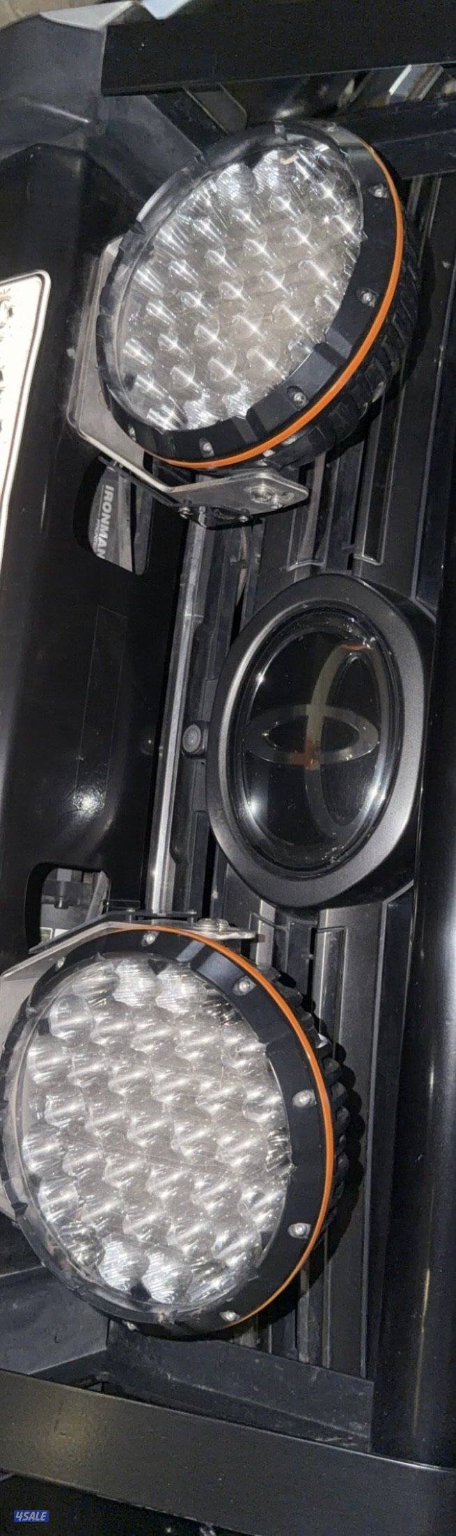 للبيع دعاميه ايرون مان مع كشافات ستيدي2