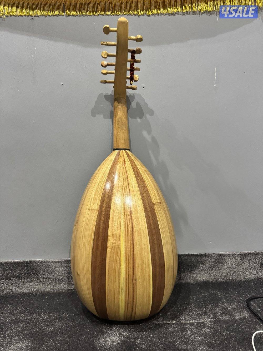 عود تعليمي  خشب ارز الاوتار كرستال شعر مستعمل مع شنطته ورشيتين2