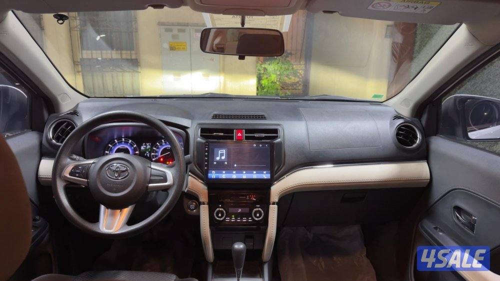 للبيع رش تويوتا موديل ٢٠٢٢2