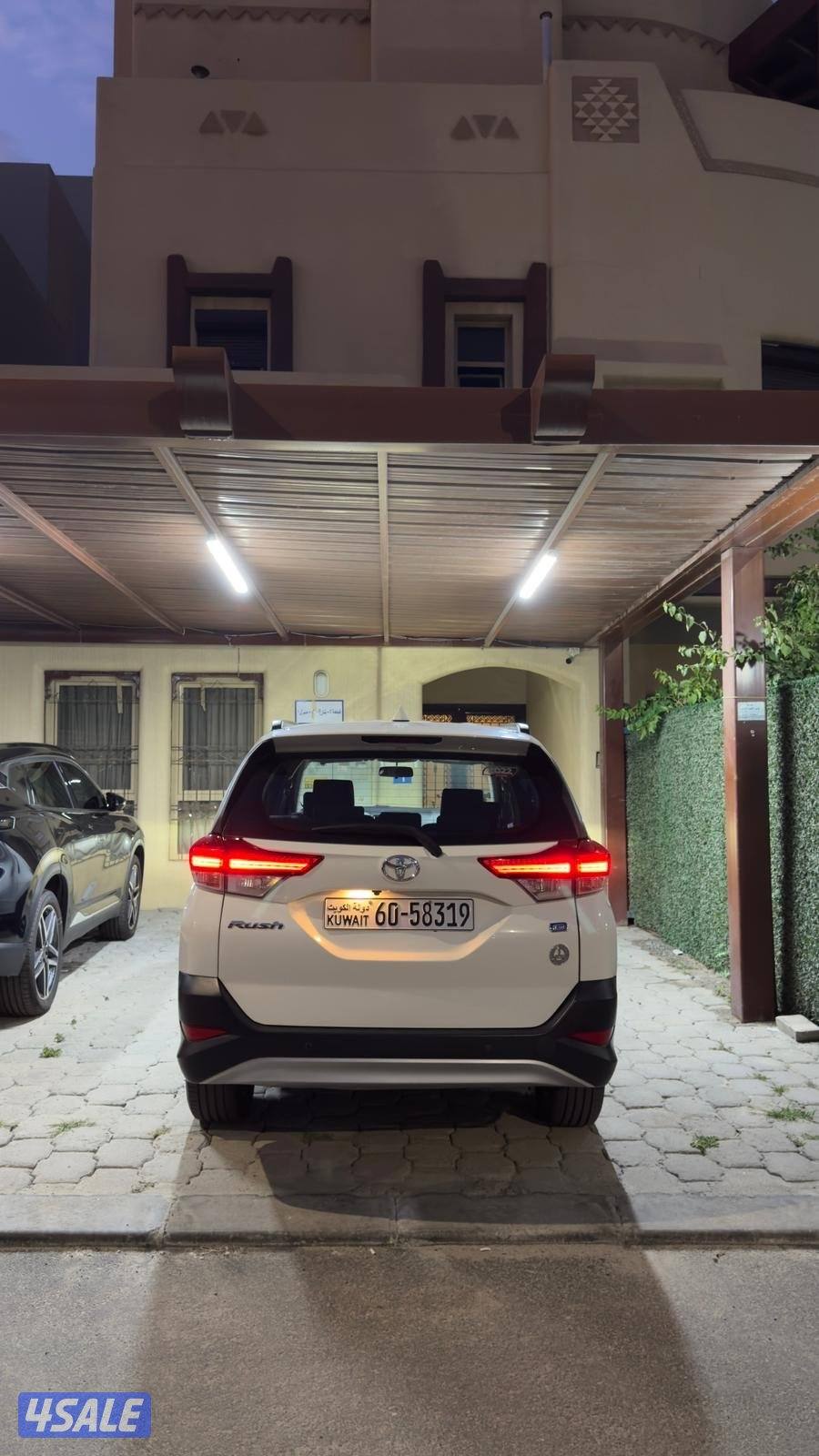 للبيع رش تويوتا موديل ٢٠٢٢4