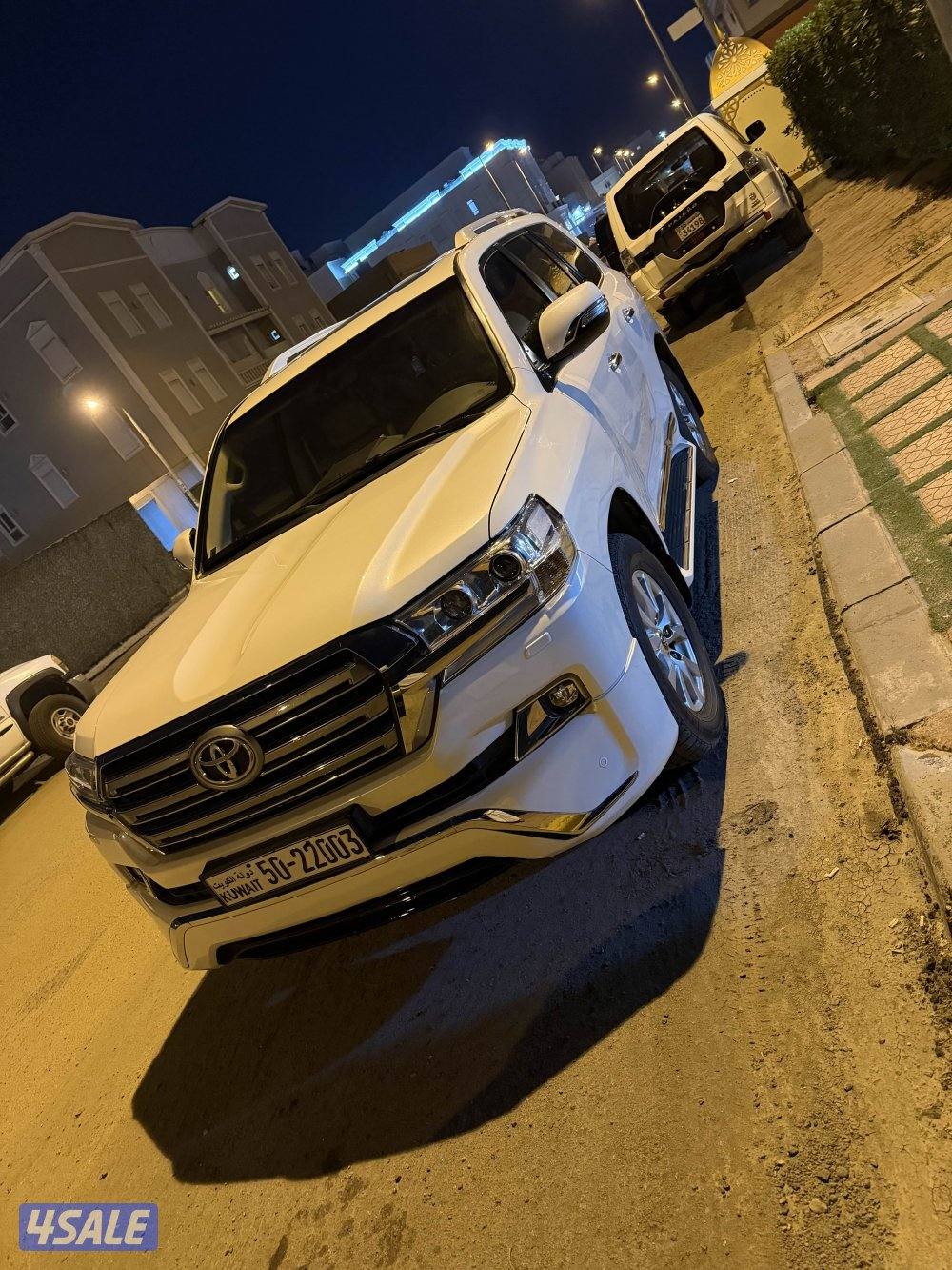 لاند كروز صبغ الوكاله ماشي ٢٨٥ بحاله ممتازه سيرفس منتظم في الوكاله0