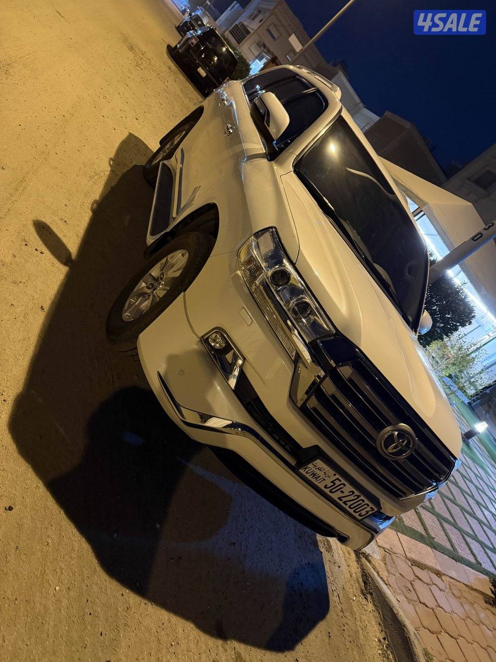 لاند كروز صبغ الوكاله ماشي ٢٨٥ بحاله ممتازه سيرفس منتظم في الوكاله2