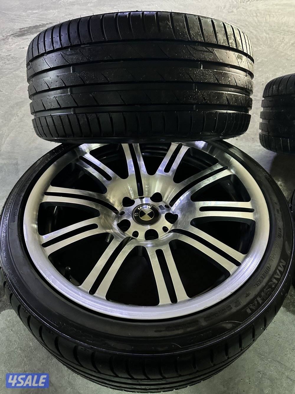 BMW E46 M3 (OEM Rims) + new tyres ( 2 years stored in garage)3