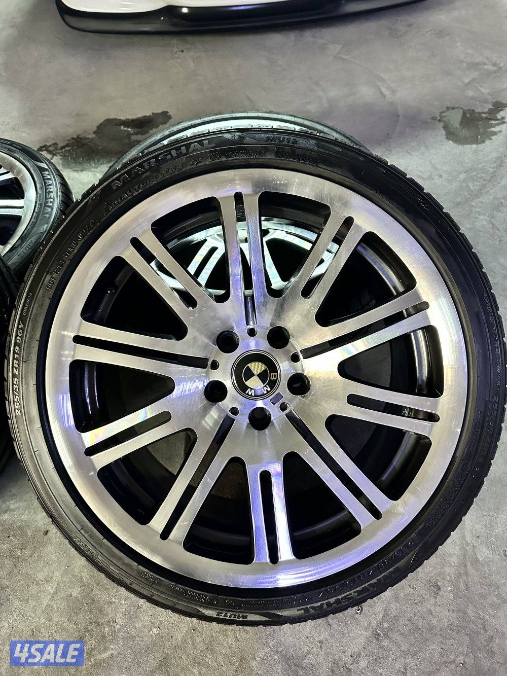 BMW E46 M3 (OEM Rims) + new tyres ( 2 years stored in garage)0