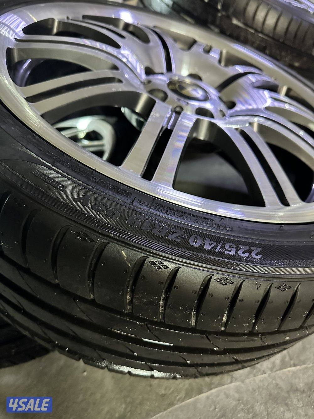 BMW E46 M3 (OEM Rims) + new tyres ( 2 years stored in garage)4