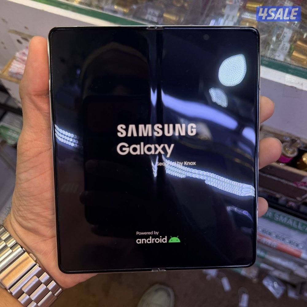 Samsung fold 5 only 5 days used not5