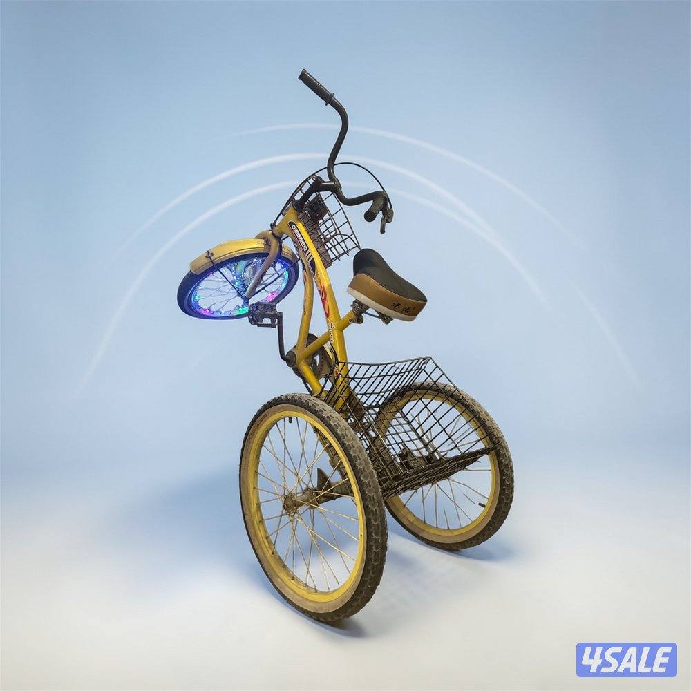 Yellow Cycle With LIGHTINGS0