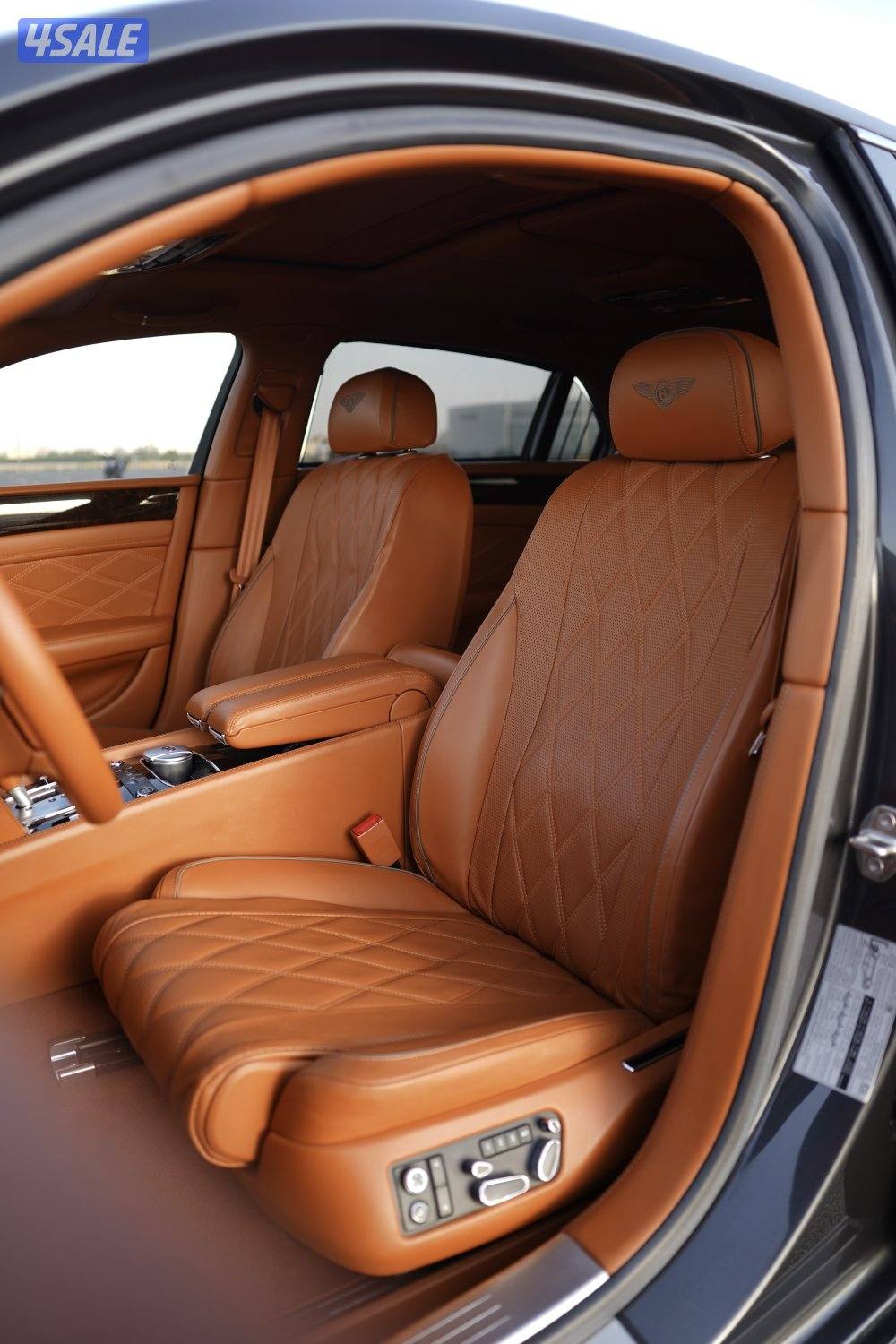 Bentley Flying Spur Mulliner W1210