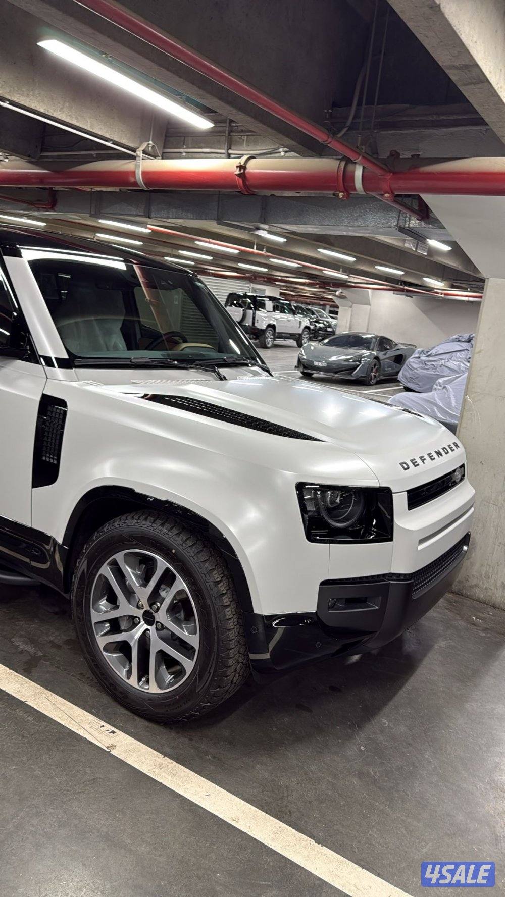 ديفندر اصفار استلام وكالة لون اسود واسمنتي الجديد داخل تان6 سلندر1