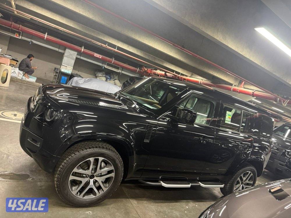 ديفندر اصفار استلام وكالة لون اسود واسمنتي الجديد داخل تان6 سلندر7