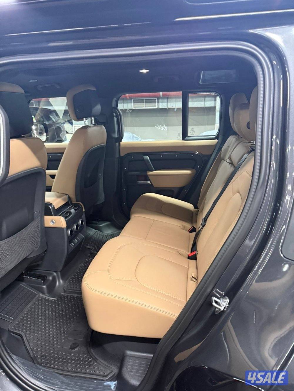 ديفندر اصفار استلام وكالة لون اسود واسمنتي الجديد داخل تان6 سلندر11