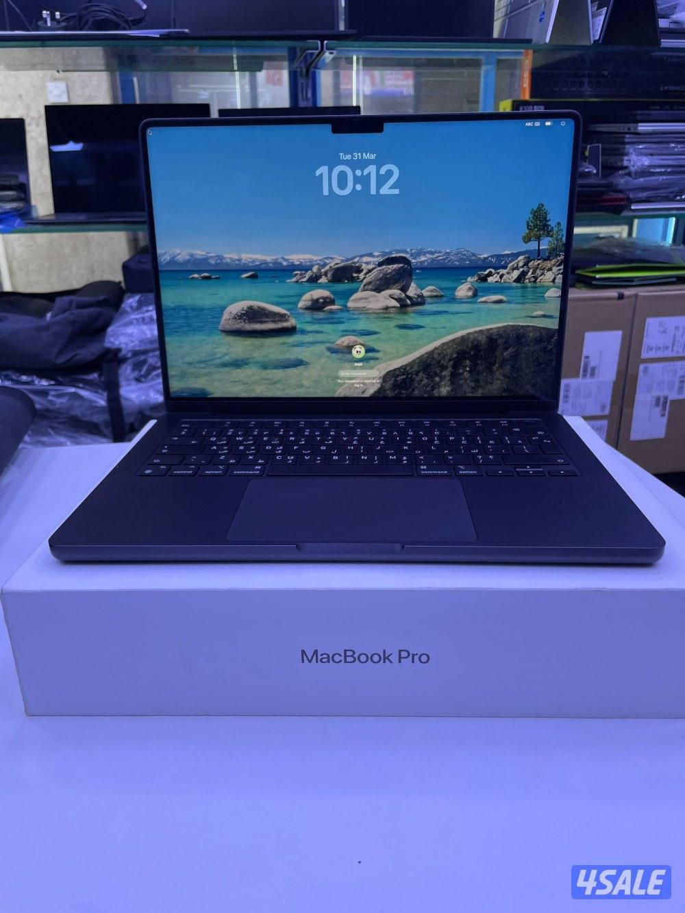 MacBook Pro M4 – 14.2 inch2