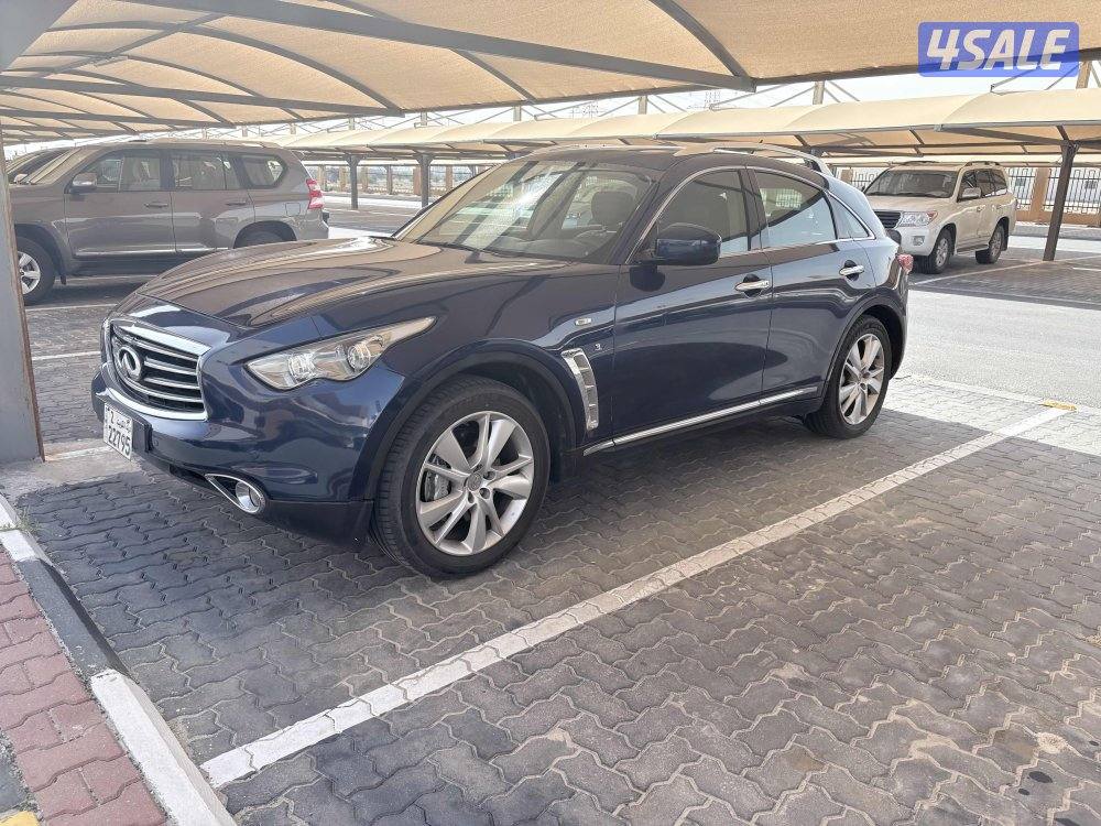 Infiniti QX70 20142