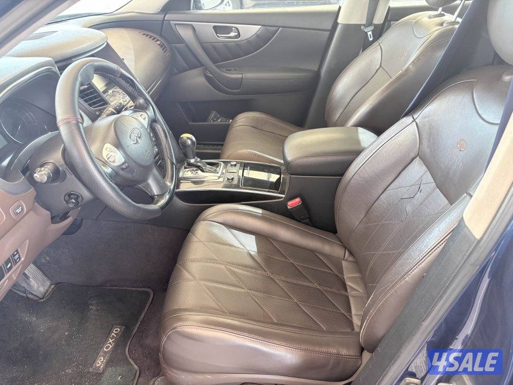 Infiniti QX70 20143