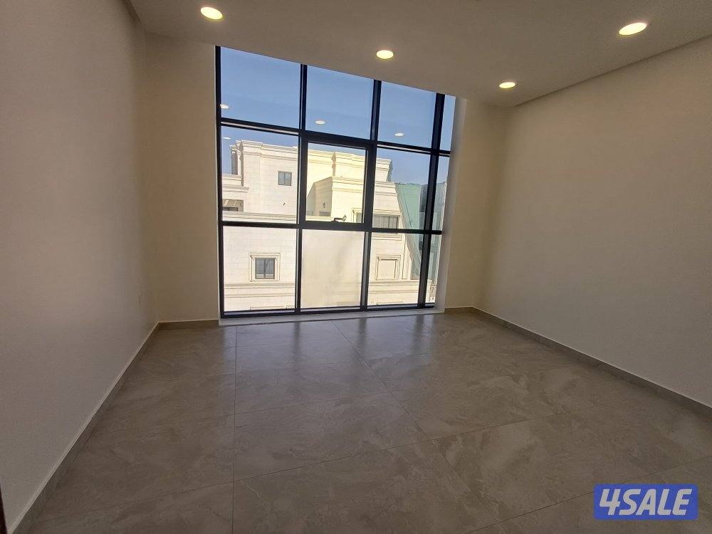 للايجار دور كامل ؟ جنوب عبد الله المبارك؟2