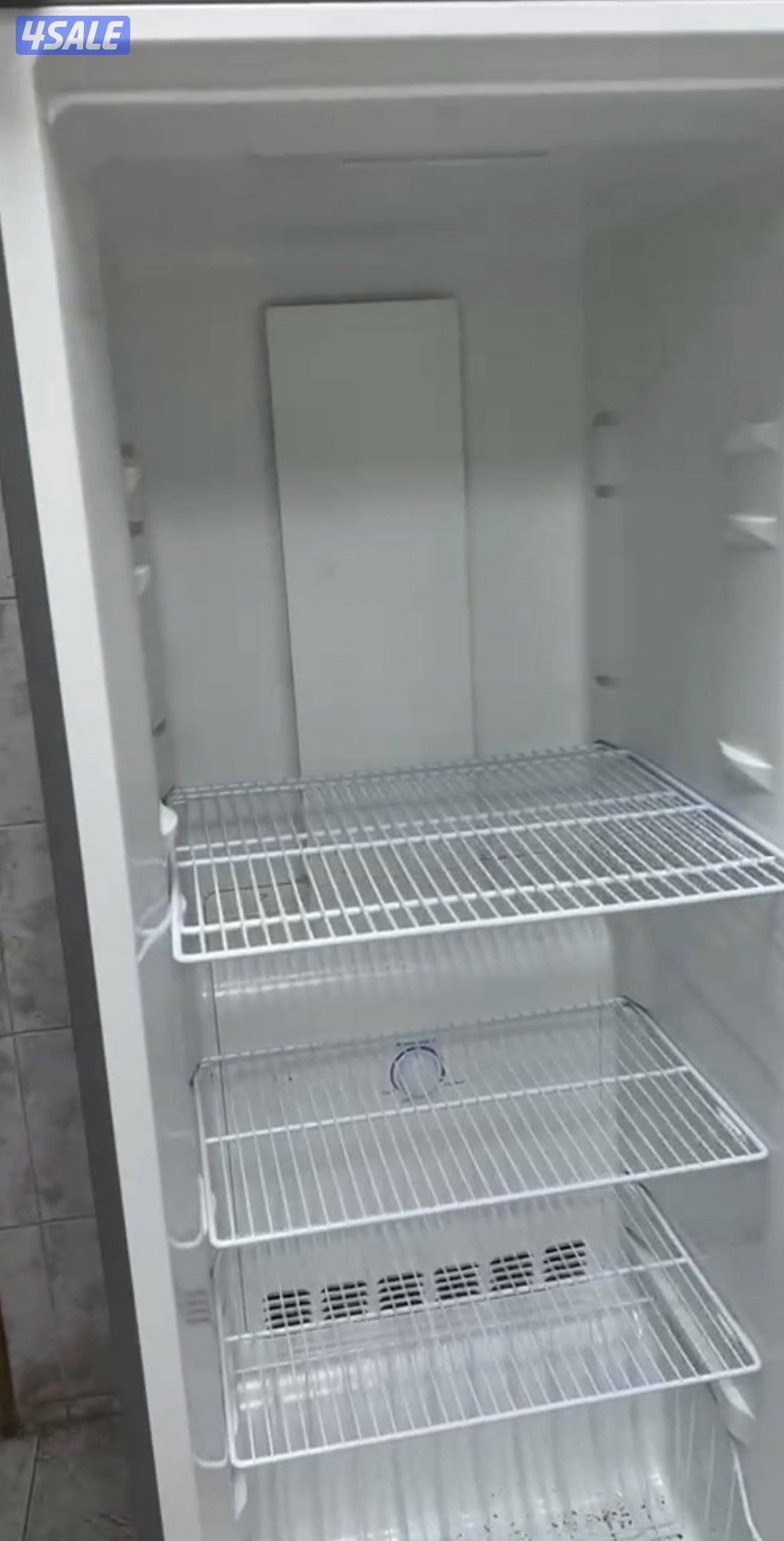 للبيع فريزر شبه جديد ماركة ديكسون1