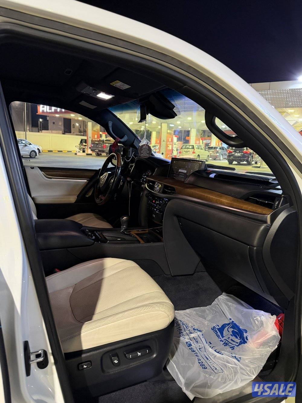 لكزس وارد قطر4