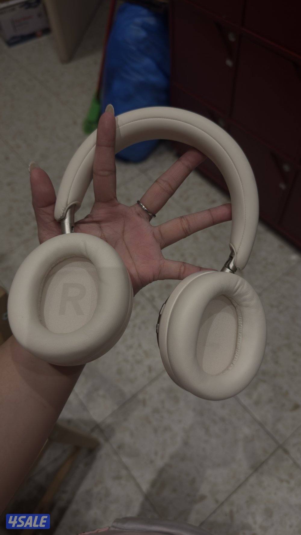 Jbl space one pro soundcore1