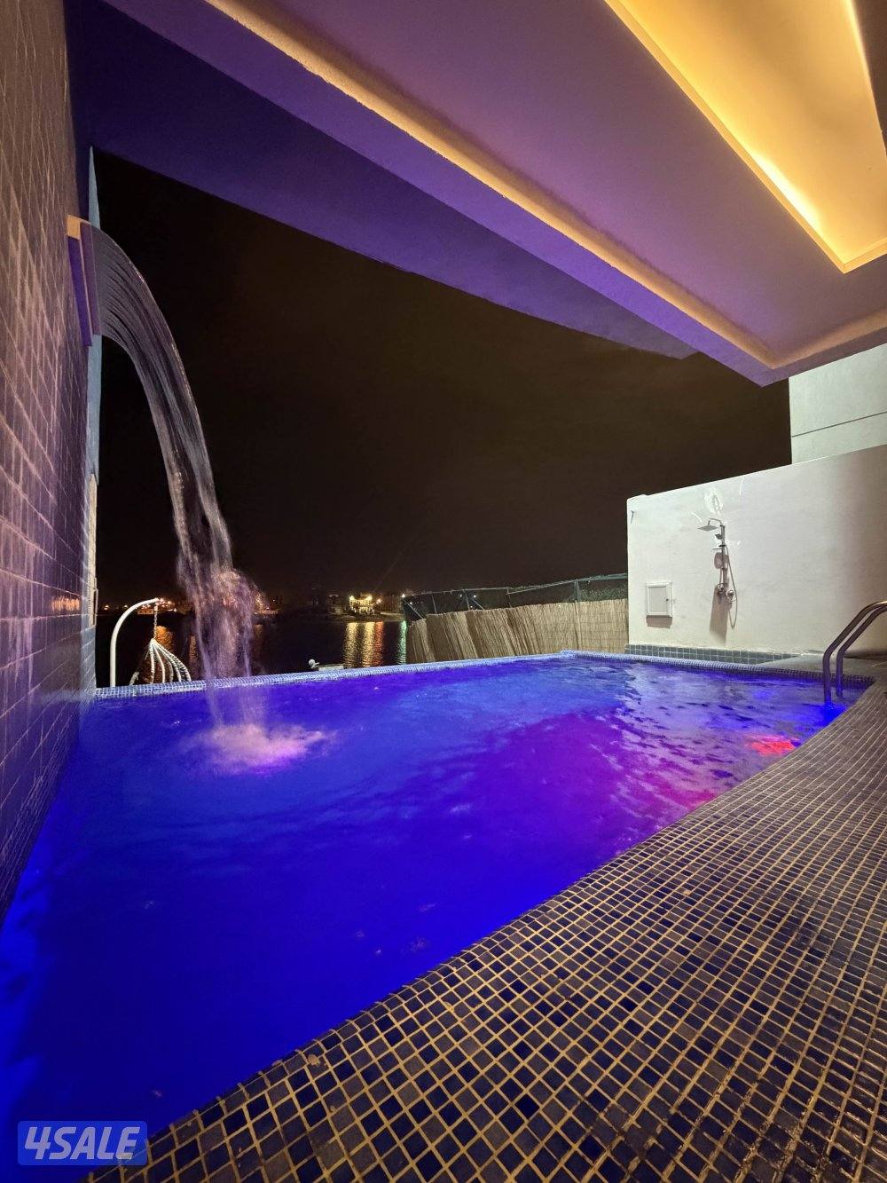 للايجار شاليه راقي جدن دورين صف اول عل بحر1