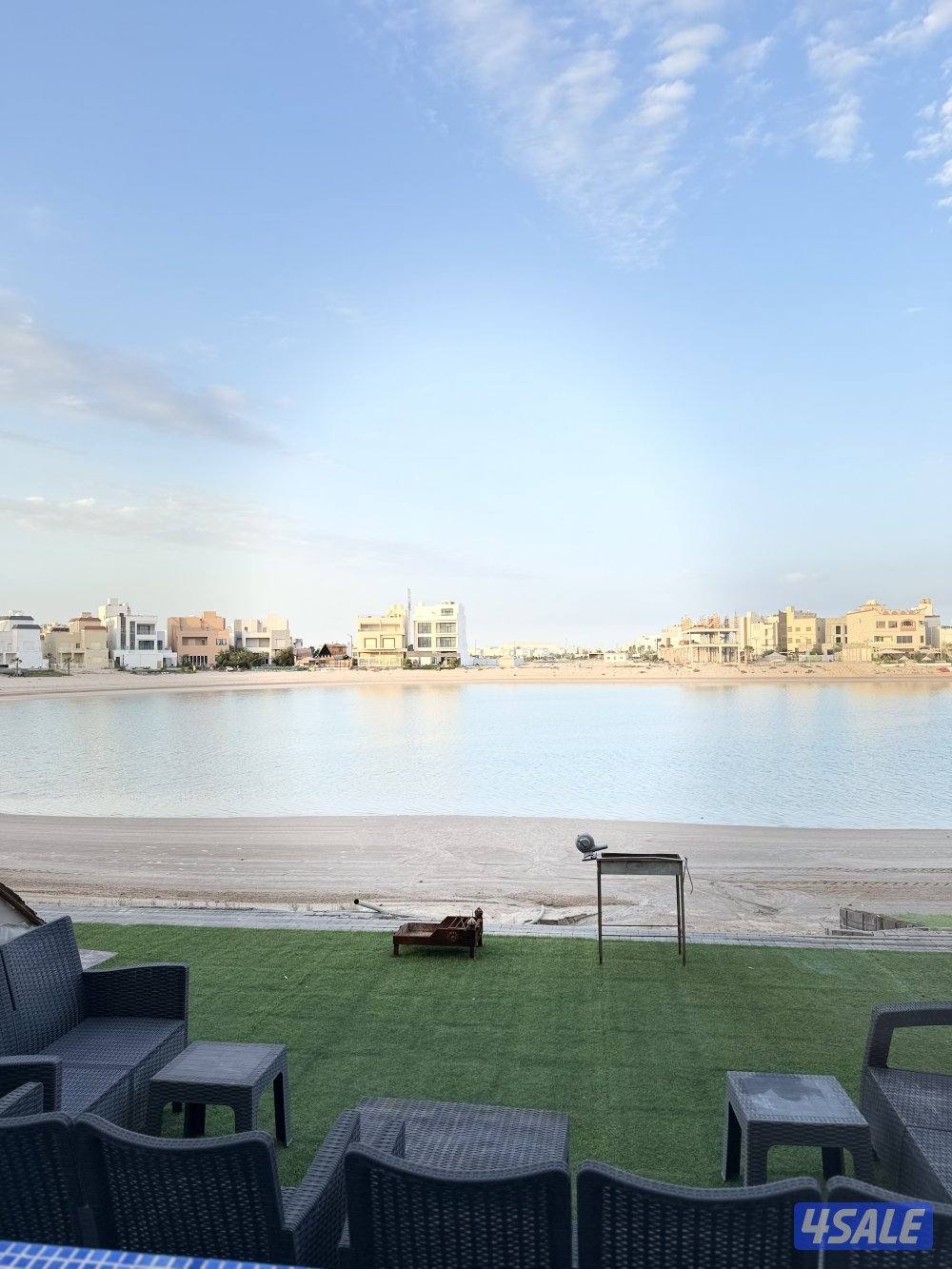 للايجار شاليه راقي جدن دورين صف اول عل بحر6