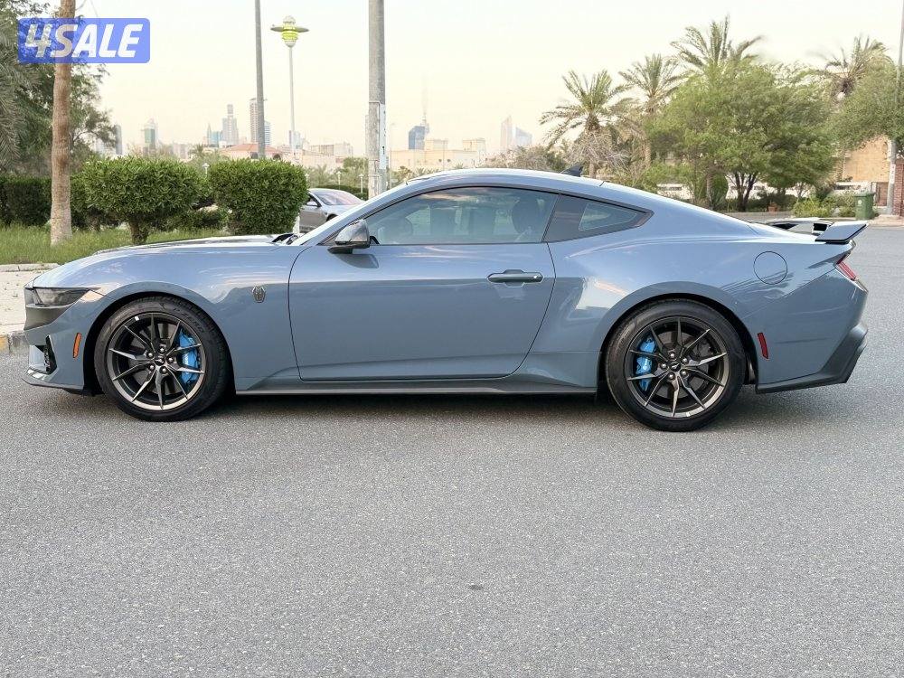 DARK HOURSEعداد 14 الف7