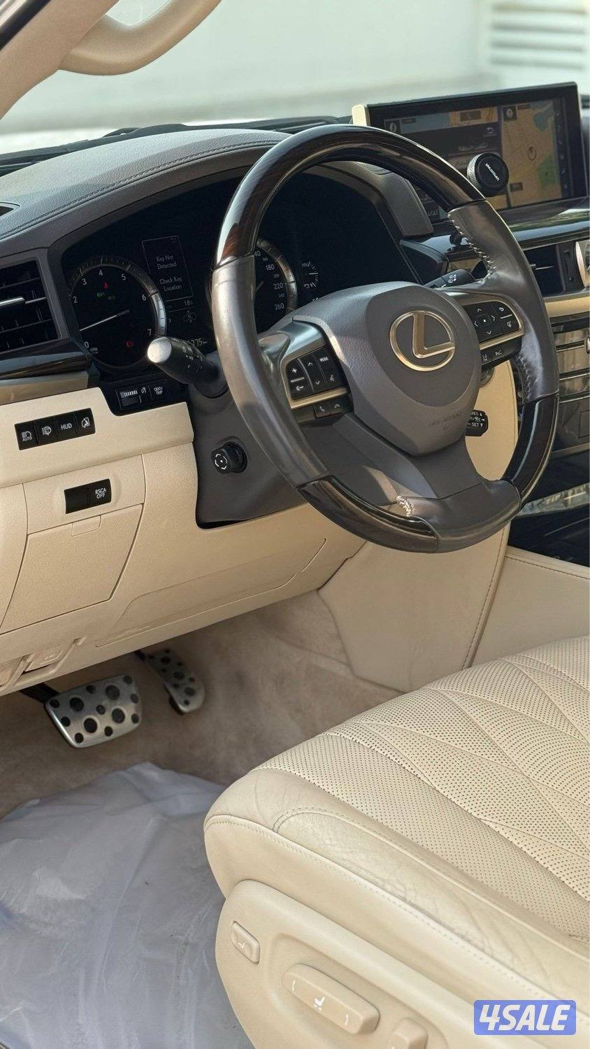 لكزس بلاك ايدشن اصلي الساير6