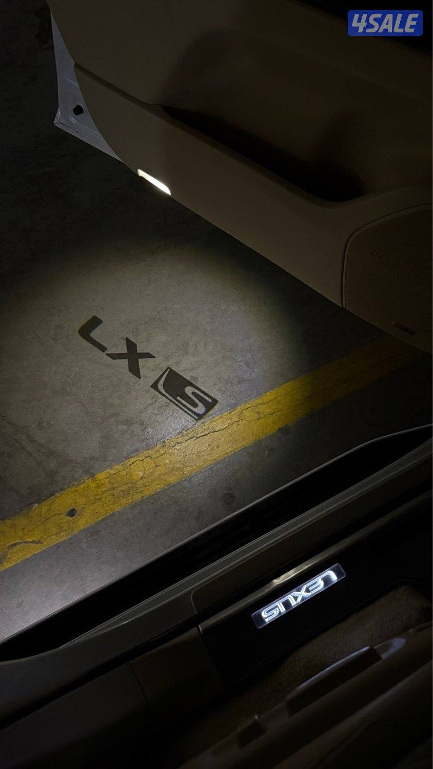 لكزس بلاك ايدشن اصلي الساير5