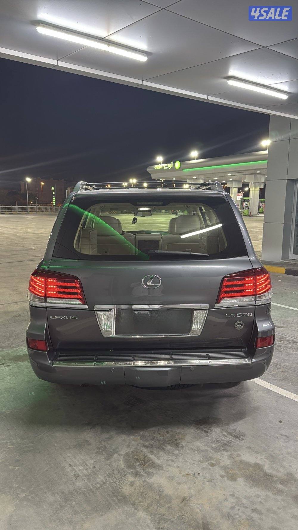 للبيع لكزس LX 570 شرط الفحص2