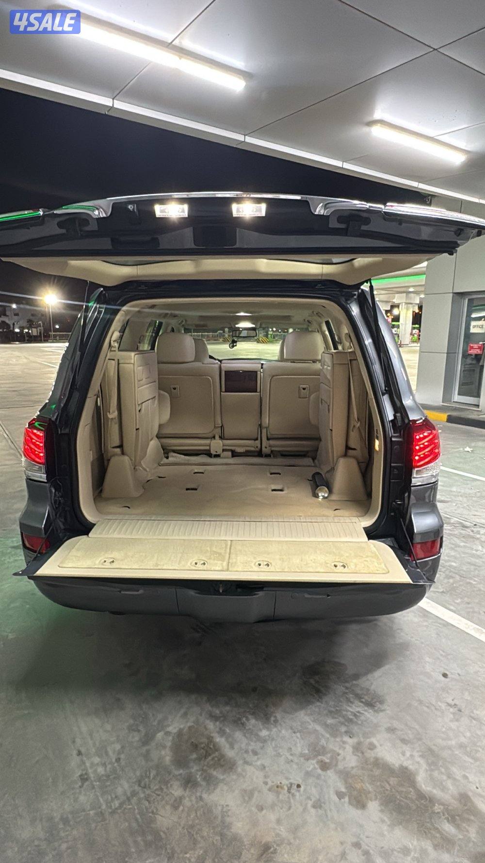 للبيع لكزس LX 570 شرط الفحص6