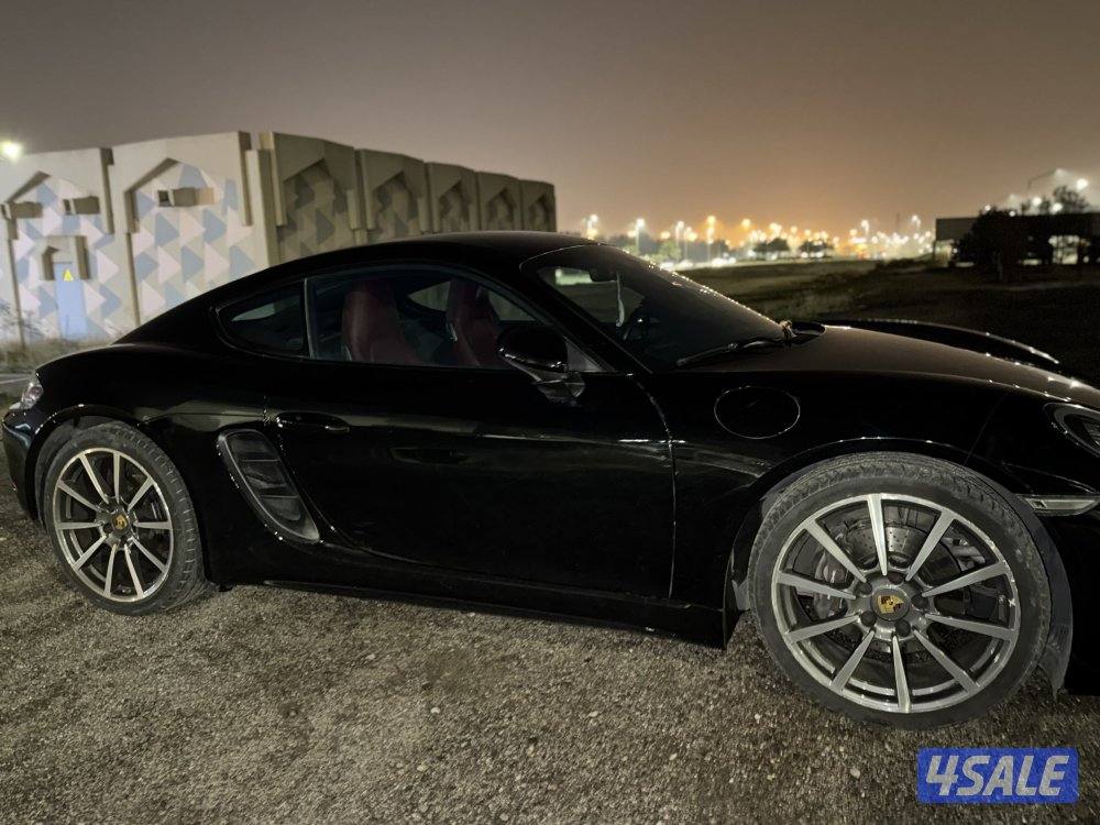 للبيع، cayman 7185