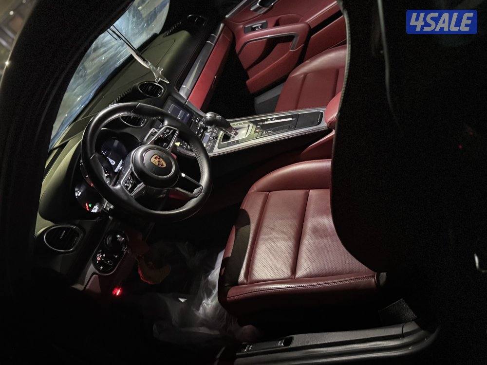 للبيع، cayman 7188