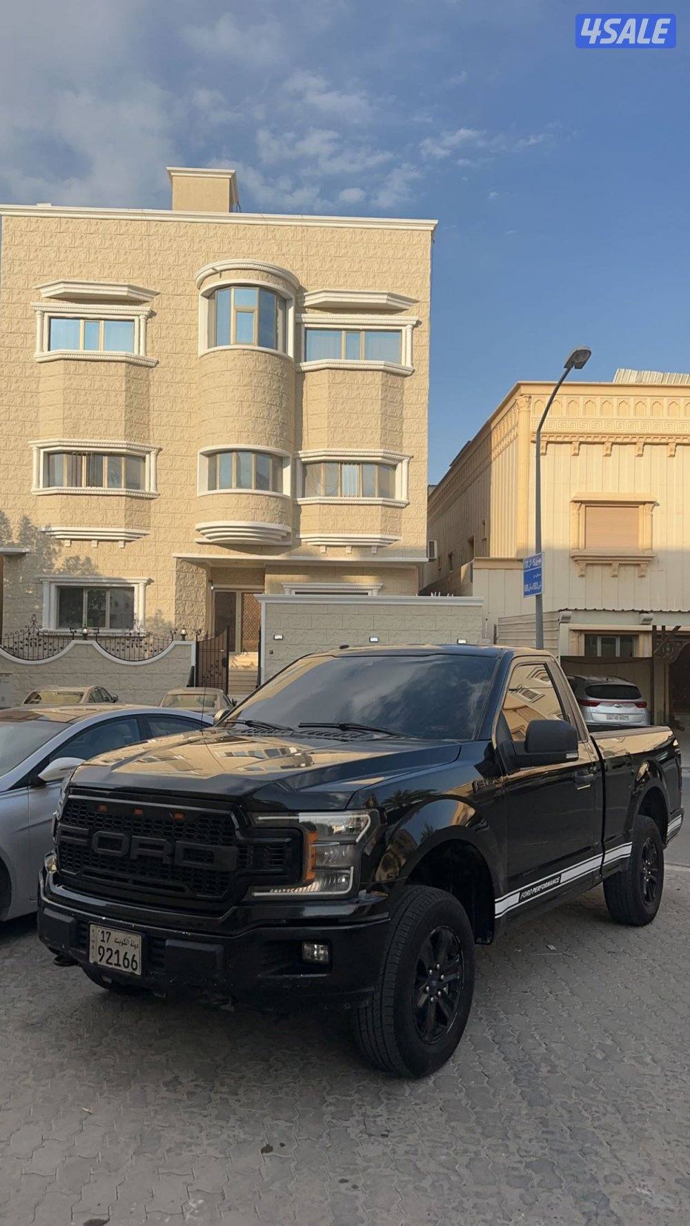 وانيت F-150 اسود فل كامل0