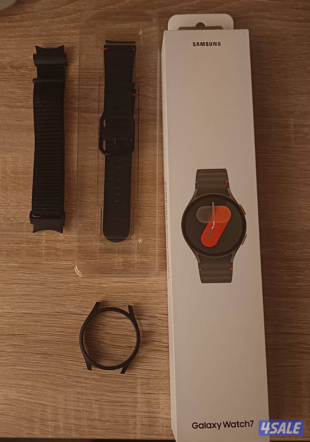 ساعه samsung galaxy watch 7 44ml استعمال جديد من غير خدش مع جراب2