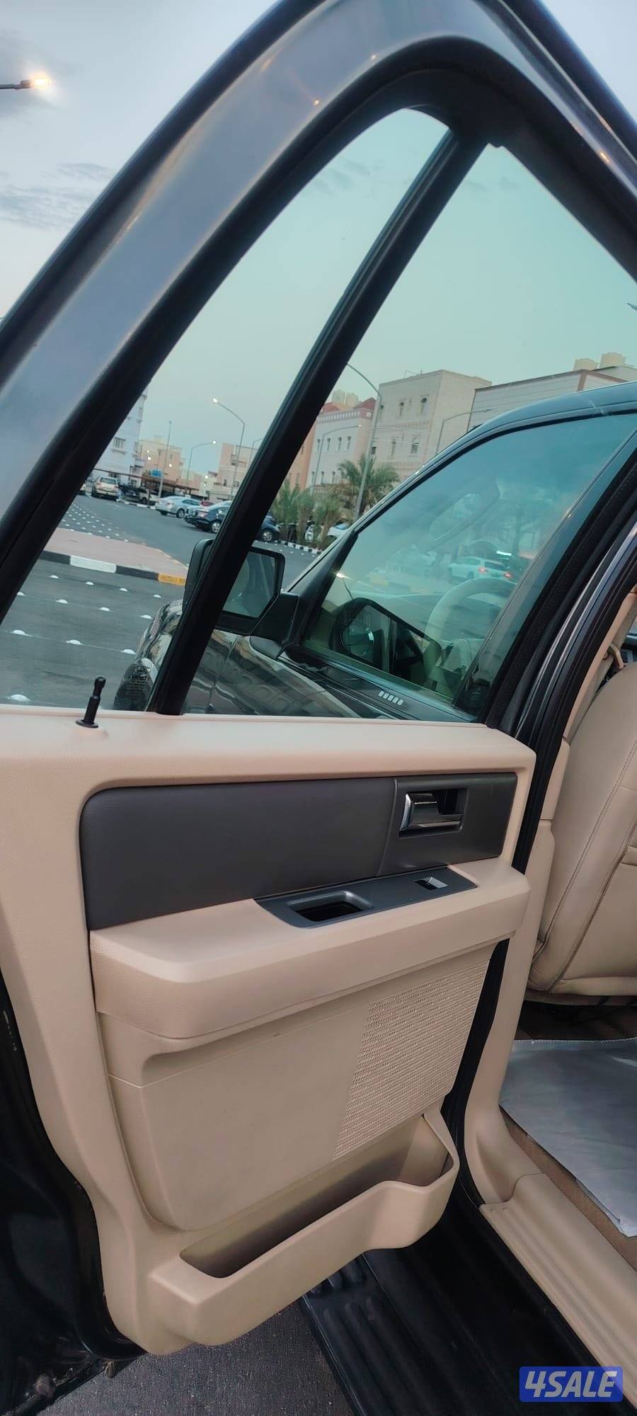 فورد اكسبدشن ٢٠٠٩ وكالة الكويت عداد ٢١٦7