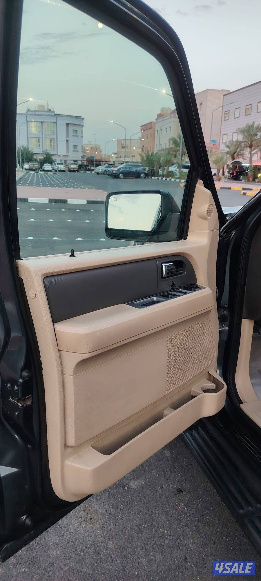 فورد اكسبدشن ٢٠٠٩ وكالة الكويت عداد ٢١٦13