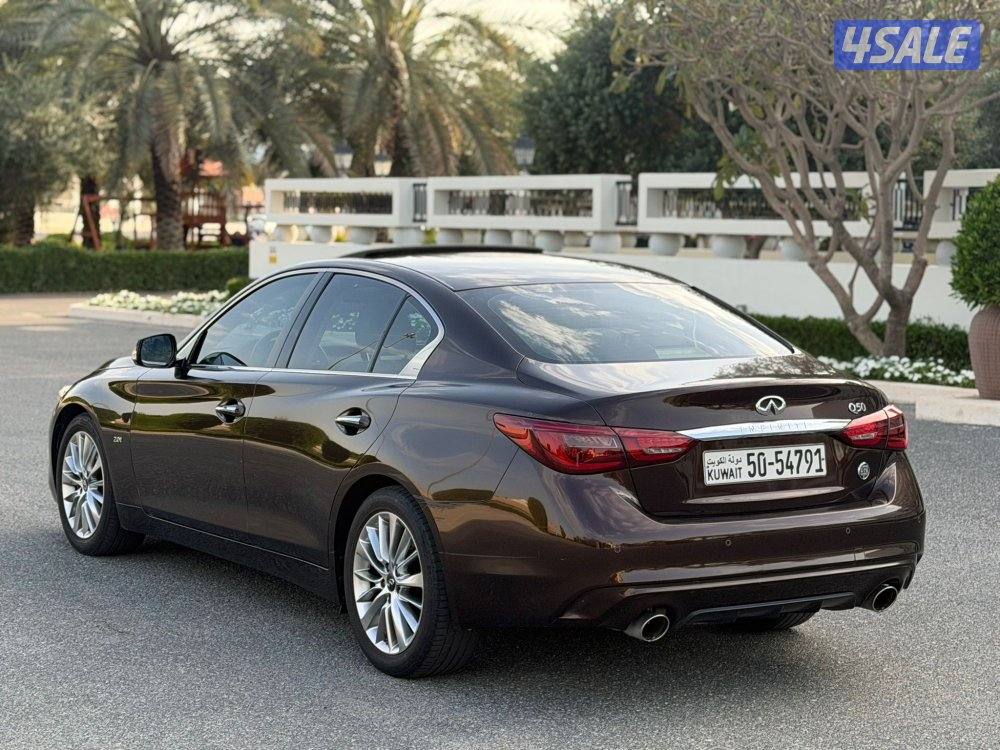 انفينيتي Q50 - 2019 بحالة الوكالة3