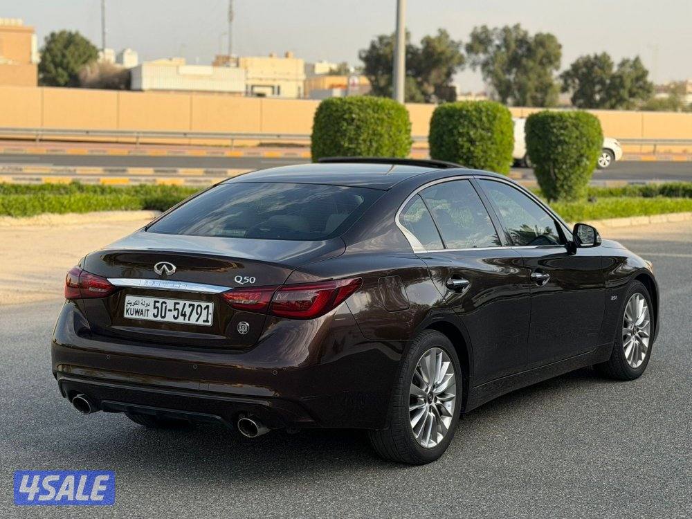 انفينيتي Q50 - 2019 بحالة الوكالة4