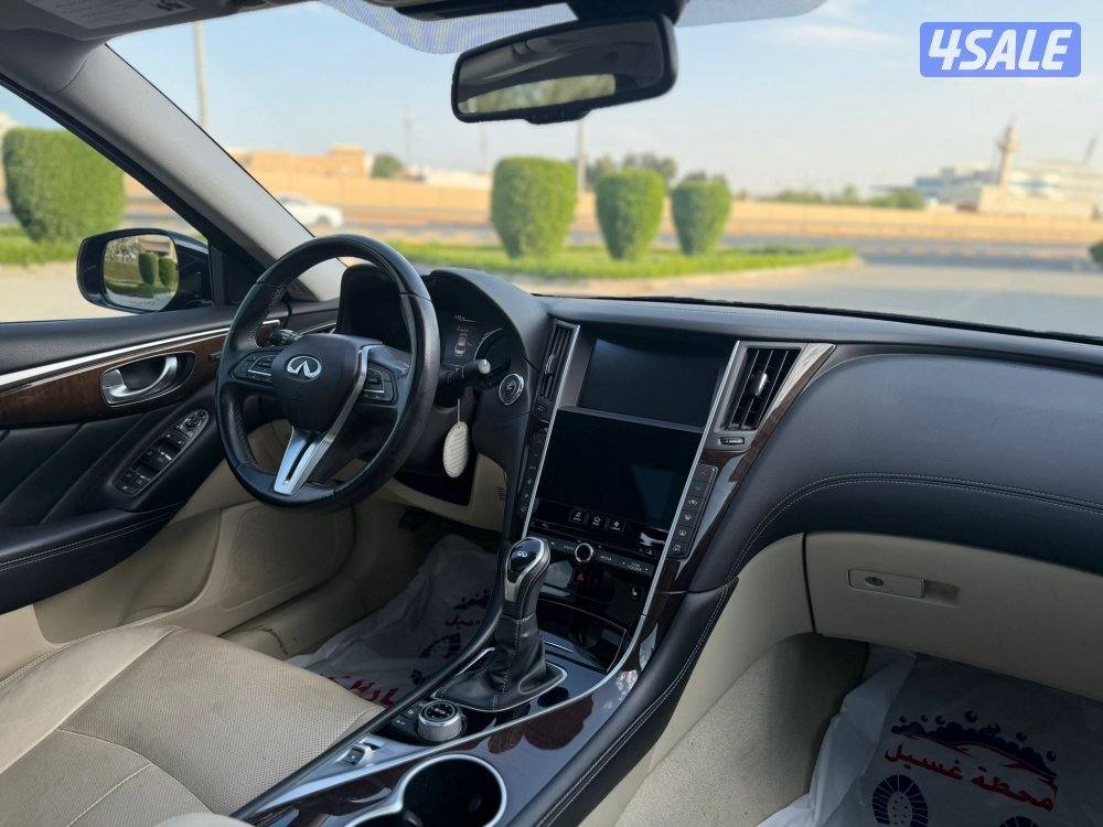 انفينيتي Q50 - 2019 بحالة الوكالة7