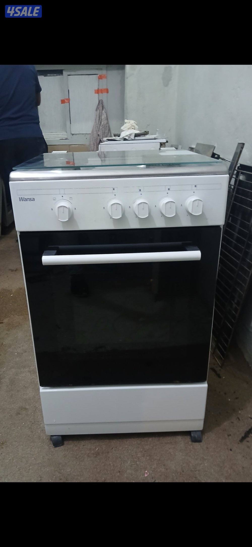 طباخ ٤ عيون بحالة ممتازة مع التوصيل والفحص0