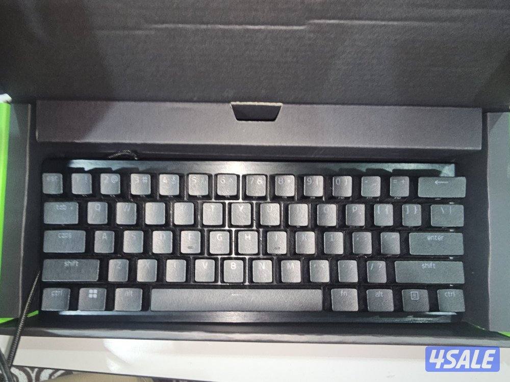 Razer Huntsman V3 Pro Mini Just like new with warranty1