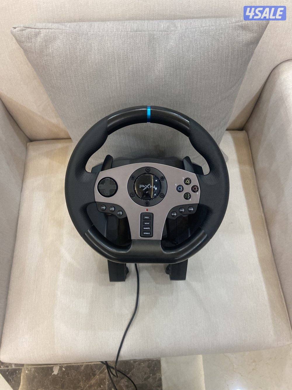 دركسون معه كامل اغراضه1