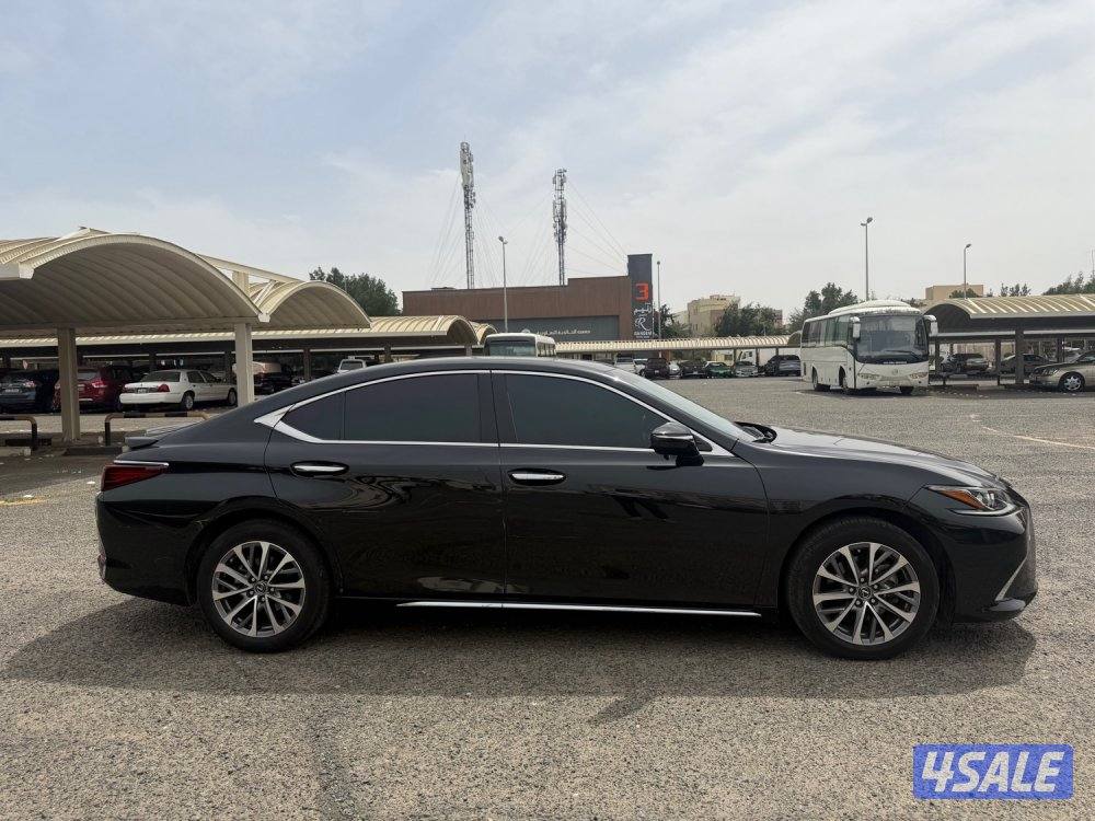 للبيع لكزسES 2501