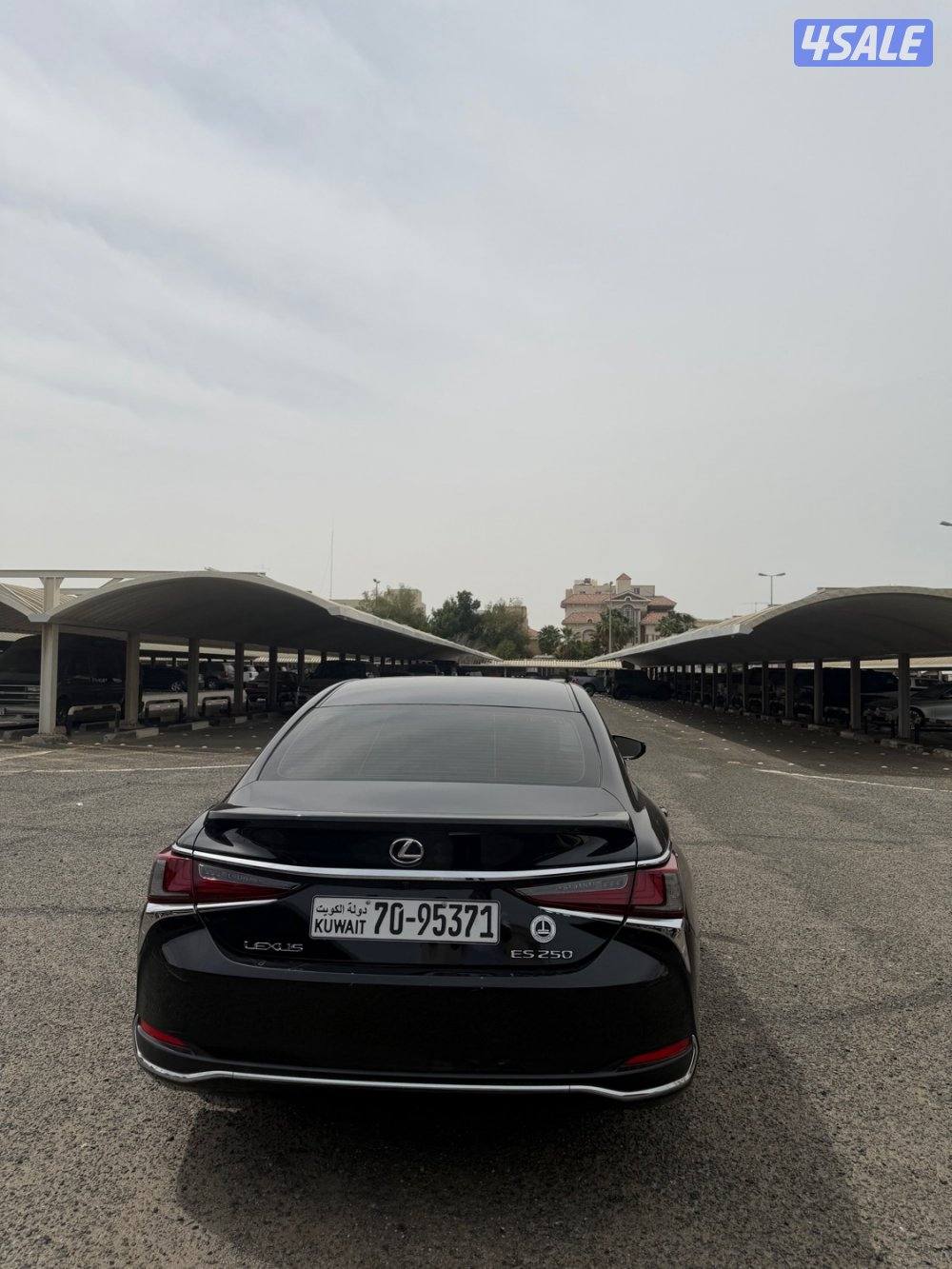 للبيع لكزسES 2502
