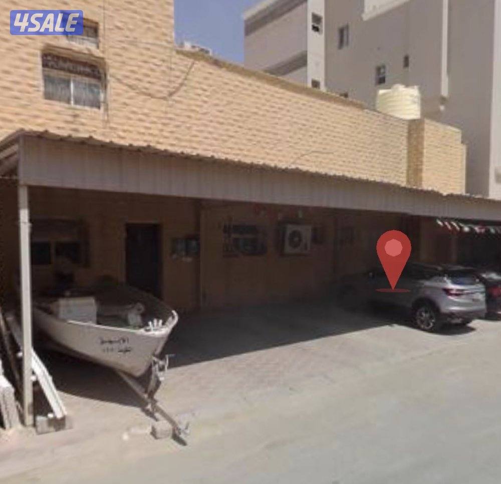 للبيع بيت في الدوحة ق4 نظيف شارع واحد1