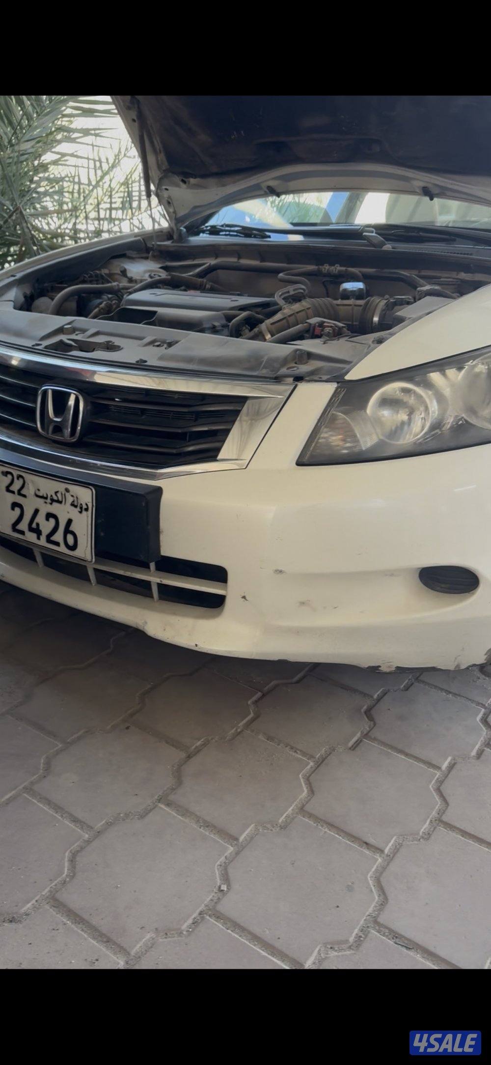 هوندا اكورد موديل ٢٠٠٨ ٤ سلندر وارد الكويت للبيع سكراب فقط1
