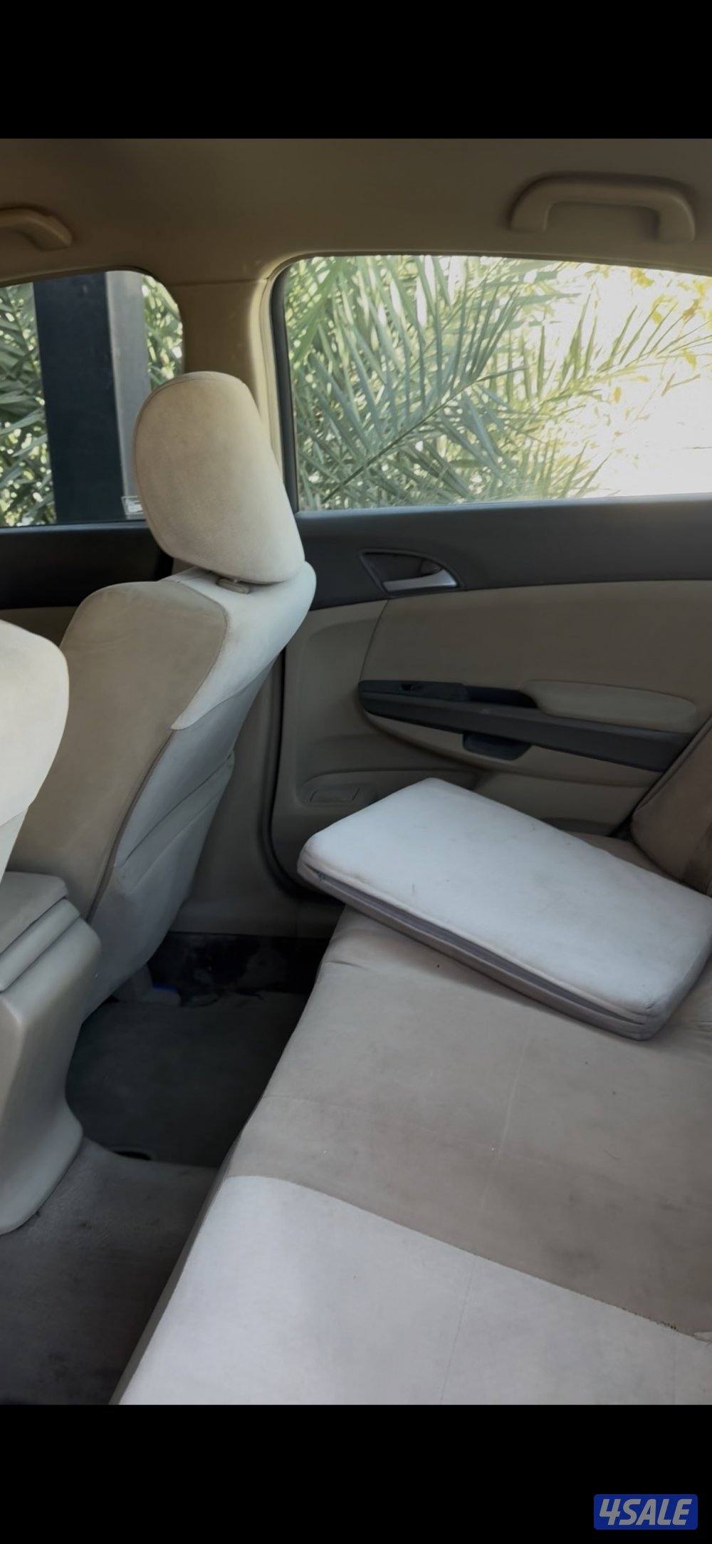 هوندا اكورد موديل ٢٠٠٨ ٤ سلندر وارد الكويت للبيع سكراب فقط6