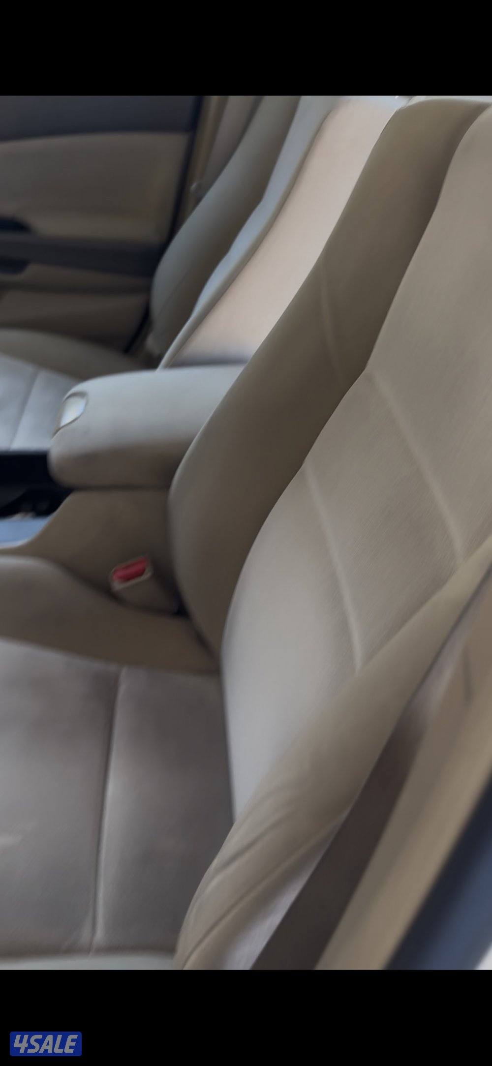 هوندا اكورد موديل ٢٠٠٨ ٤ سلندر وارد الكويت للبيع سكراب فقط7